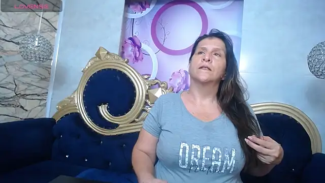 Snapshot of karito_mature17 chatting on March 3, 7:07 pm karito mature17 online show from March 3, 7:07 pm