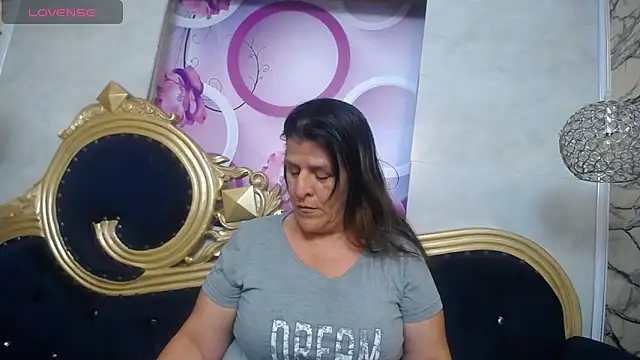 Snapshot of karito_mature17 chatting on March 5, 7:17 pm karito mature17 online show from March 5, 7:17 pm