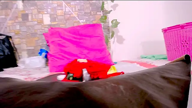 MaidenGame online show from March 20, 3:46 pm