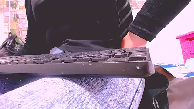 MaidenGame online show from April 9, 3:40 pm