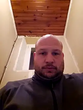 Snapshot of destructeur6 chatting on March 16, 6:32 pm destructeur6 online show from March 16, 6:32 pm