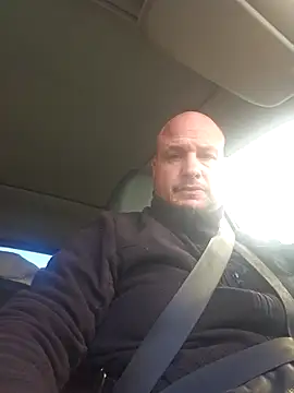 Snapshot of destructeur6 chatting on March 14, 2:23 pm destructeur6 online show from March 14, 2:23 pm