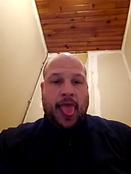 Snapshot of destructeur6 chatting on March 24, 6:30 pm destructeur6 online show from March 24, 6:30 pm