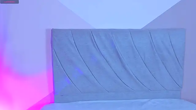 mailin18 online show from November 30, 10:21 pm