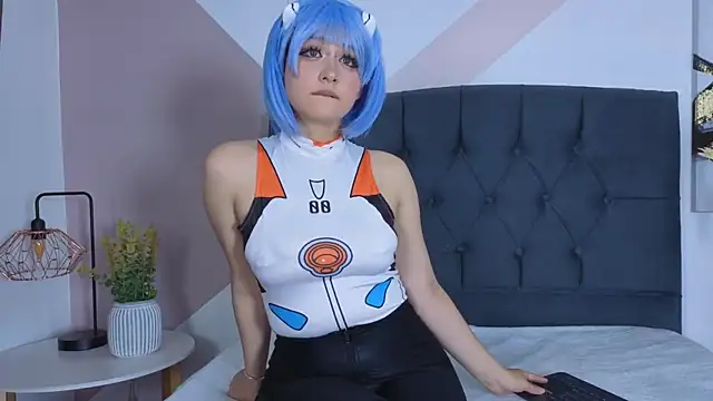 mailin18 online show from April 13, 10:25 pm