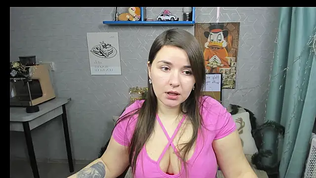 LineraPitts online show from January 11, 2:15 pm