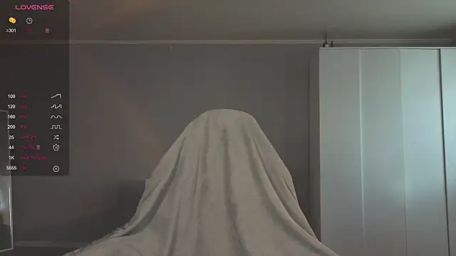 Snapshot of mollymila chatting on November 18, 7:11 am mollymila online show from November 18, 7:11 am