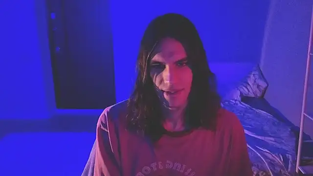 mollymila online show from April 23, 3:24 pm