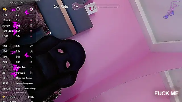 Snapshot of kimMaddiee chatting on December 11, 1:05 am kimMaddiee online show from December 11, 1:05 am