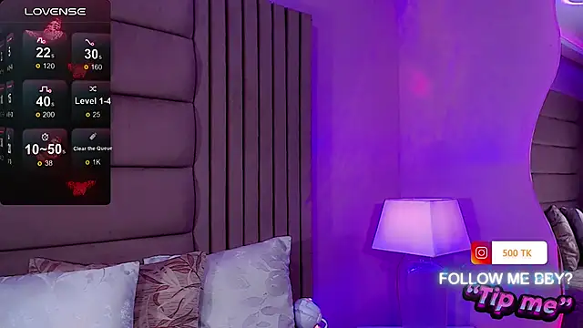 Snapshot of kimMaddiee chatting on December 22, 8:47 pm kimMaddiee online show from December 22, 8:47 pm