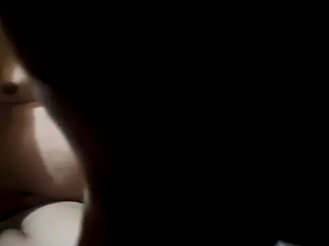 Snapshot of TusOjitosClaros69 chatting on December 9, 5:30 pm TusOjitosClaros69 online show from December 9, 5:30 pm