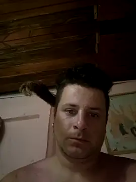 Snapshot of TusOjitosClaros69 chatting on February 4, 6:57 am TusOjitosClaros69 online show from February 4, 6:57 am