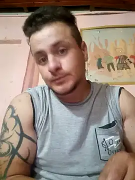 Snapshot of TusOjitosClaros69 chatting on December 16, 3:11 pm TusOjitosClaros69 online show from December 16, 3:11 pm