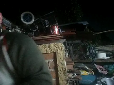 Snapshot of TusOjitosClaros69 chatting on December 10, 4:24 am TusOjitosClaros69 online show from December 10, 4:24 am