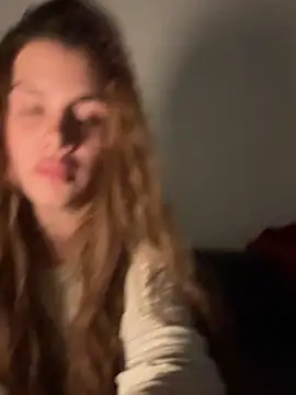 EmiliaCatalina online show from March 23, 11:48 pm