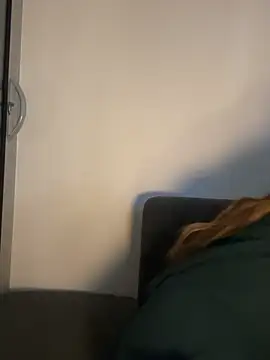 EmiliaCatalina online show from March 10, 11:20 pm