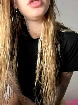 EmiliaCatalina online show from October 24, 12:53 am