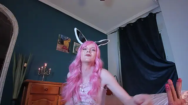 Snapshot of LillyAmore chatting on March 12, 7:40 pm LillyAmore online show from March 12, 7:40 pm