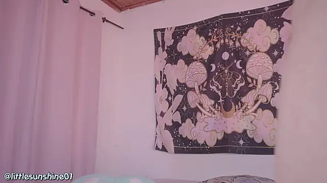 simonbane01 online show from February 10, 6:35 pm