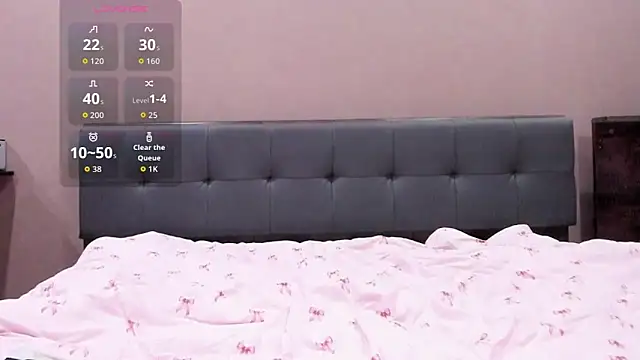 Snapshot of Mika_Ray chatting on June 9, 3:24 pm Mika Ray online show from June 9, 3:24 pm