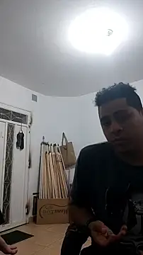 Snapshot of ElferXXX chatting on June 24, 2:43 am ElferXXX online show from June 24, 2:43 am