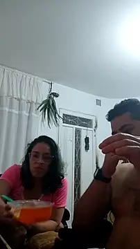 Snapshot of ElferXXX chatting on July 17, 2:20 am ElferXXX online show from July 17, 2:20 am