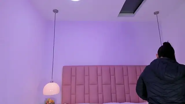 victoria cooper3 online show from January 12, 11:50 am