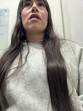 victoria cooper3 online show from January 7, 11:59 am