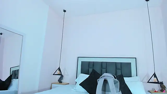 victoria cooper3 online show from November 17, 9:46 am