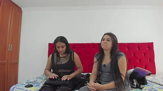 youlittle perverts online show from March 8, 7:09 pm