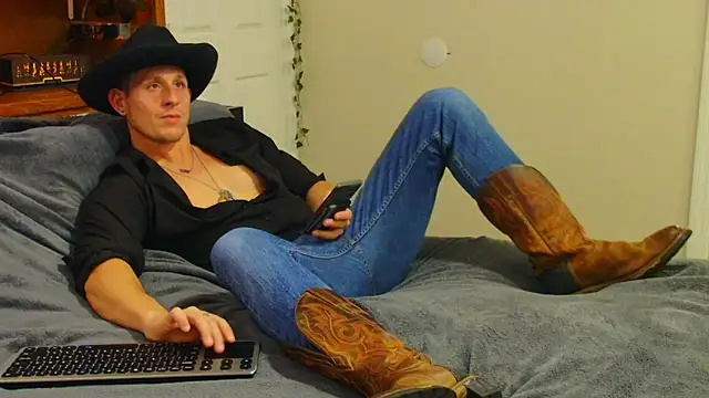 zack Fisher online show from December 19, 12:14 am