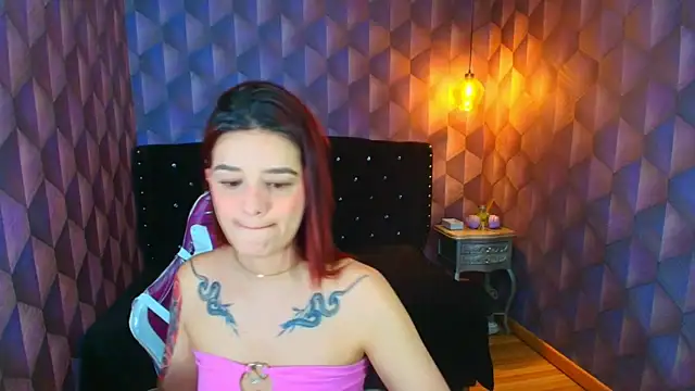 Snapshot of LiaHarryis chatting on November 10, 5:51 pm LiaHarryis online show from November 10, 5:51 pm