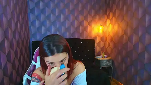 Snapshot of LiaHarryis chatting on November 13, 6:23 pm LiaHarryis online show from November 13, 6:23 pm