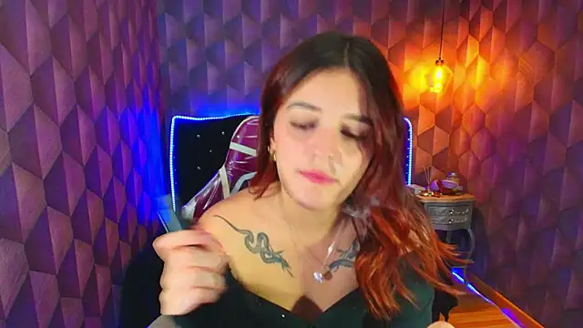 Snapshot of LiaHarryis chatting on January 9, 6:59 pm LiaHarryis online show from January 9, 6:59 pm