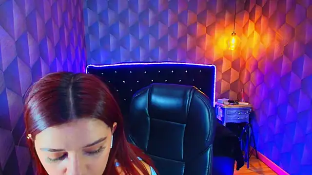 Snapshot of LiaHarryis chatting on September 11, 6:19 pm LiaHarryis online show from September 11, 6:19 pm