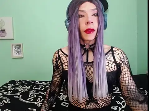 candyladyboy online show from November 6, 4:55 pm