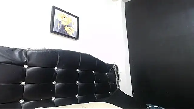 candyladyboy online show from March 31, 8:44 pm