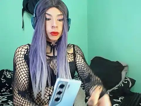 candyladyboy online show from November 3, 12:16 am