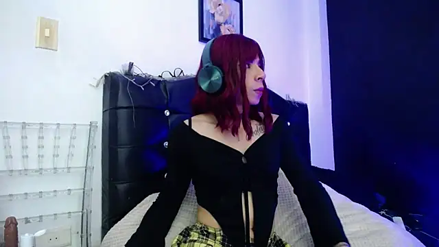 candyladyboy online show from February 11, 9:14 pm