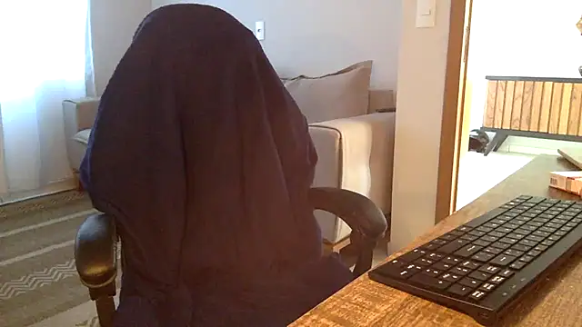 Smoker Ginger online show from March 28, 12:39 pm