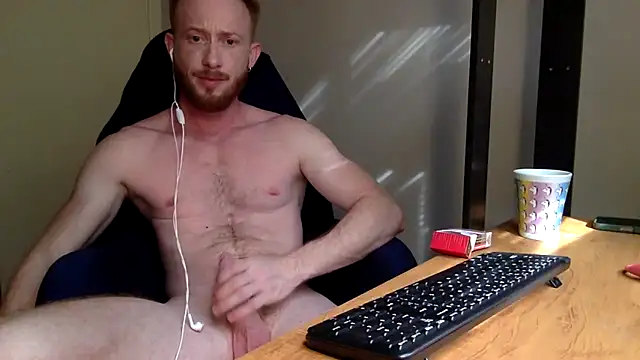 Snapshot of Smoker_Ginger chatting on November 13, 7:40 pm Smoker Ginger online show from November 13, 7:40 pm