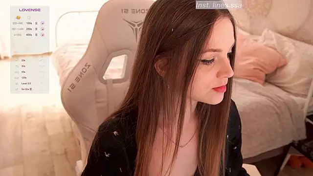 Snapshot of linessssa chatting on February 1, 6:28 pm linessssa online show from February 1, 6:28 pm