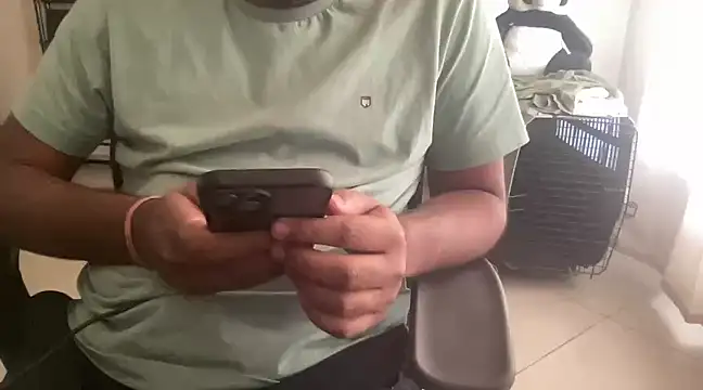 Snapshot of dhruv-sluppy chatting on January 29, 8:29 am dhruv-sluppy online show from January 29, 8:29 am