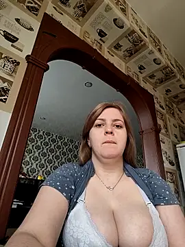 Lady nice cat online show from May 12, 3:03 am