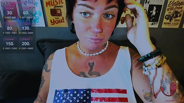 EllieOz online show from May 20, 12:57 pm