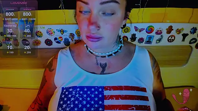 Snapshot of EllieOz chatting on September 22, 6:14 pm EllieOz online show from September 22, 6:14 pm