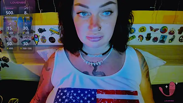 Snapshot of EllieOz chatting on November 28, 4:18 pm EllieOz online show from November 28, 4:18 pm