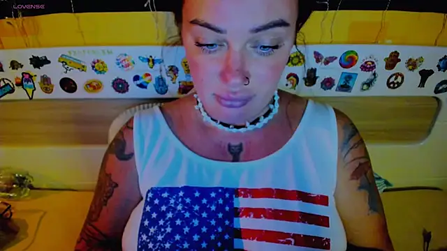 Snapshot of EllieOz chatting on September 11, 3:56 pm EllieOz online show from September 11, 3:56 pm