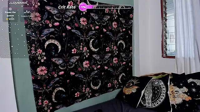 Marinnett11 online show from October 7, 2:29 pm