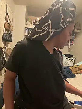 Snapshot of Galaxybabe23 chatting on March 4, 1:24 am Galaxybabe23 online show from March 4, 1:24 am